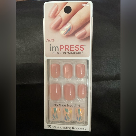 imPRESS Other - Kiss imPRESS Press-On Manicure nails.